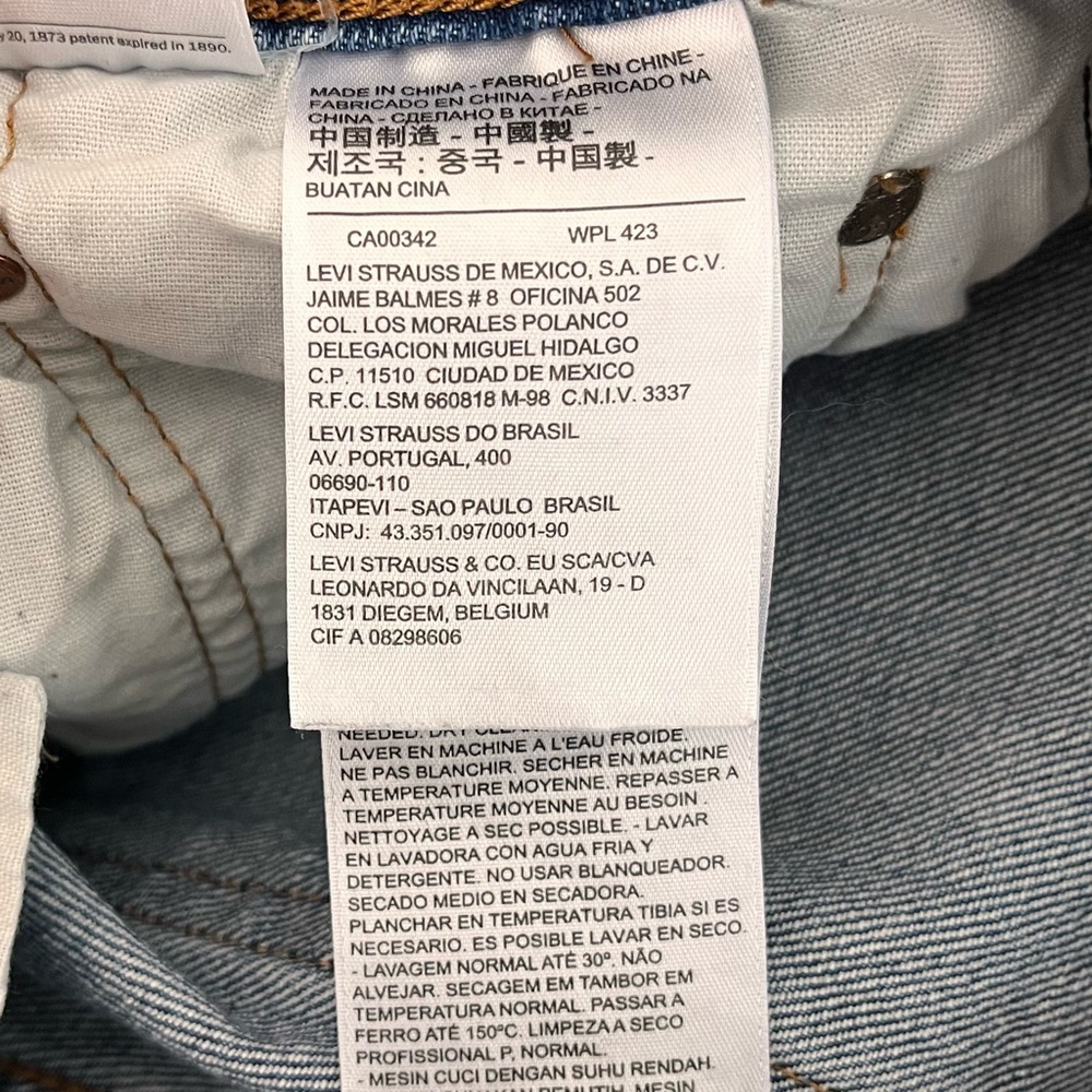 Levi's Women's High Rise Jeans - Blue - Picture 10 of 16